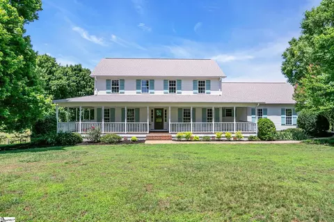 259 Winstead Dr, West Union, SC 29696
