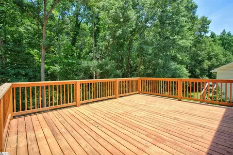 Exterior - 223 Maple Dr, Anderson, SC 29621 photo 4 of 11