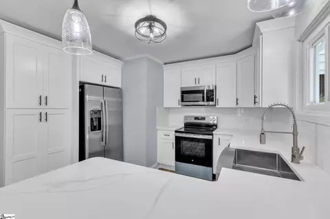 Kitchen - 101 Cedar Ln, Easley, SC 29642 photo 1 of 2