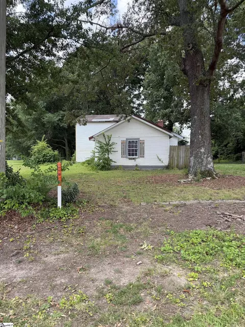 311 Whatley Rd, Mauldin, SC 29662
