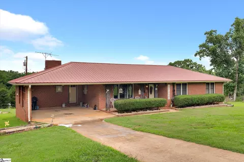 126 Crawford Rd, Starr, SC 29684