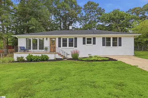 23 Blue Mountain Dr, Greenville, SC 29617