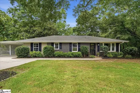 14 Pine Ln, Williamston, SC 29697