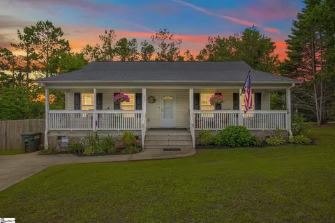 217 Lakewood Dr, Pickens, SC 29671