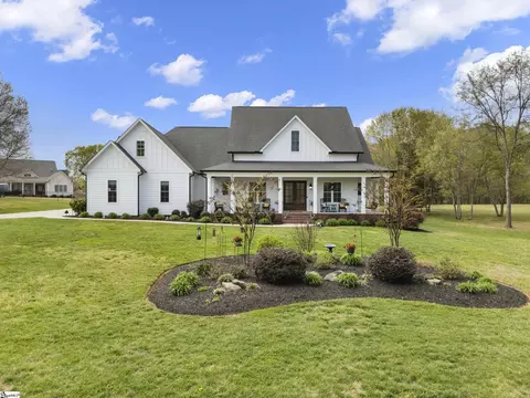 209 Waterfront Dr, Williamston, SC 29697