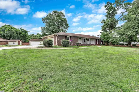 107 Pine Bark Rd, Anderson, SC 29625