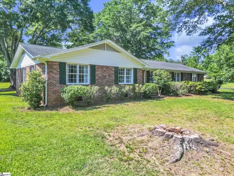 241 Rector Rd, Inman, SC 29349