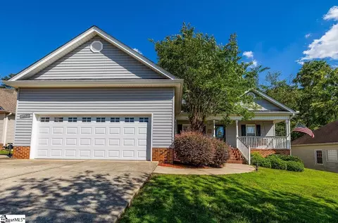 177 Lemon Creek Dr, Lyman, SC 29365