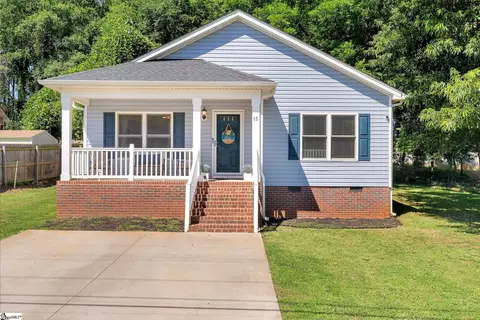 15 Marie St, Greenville, SC 29609