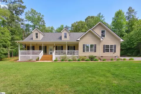 208 Valley Rd, Travelers Rest, SC 29690