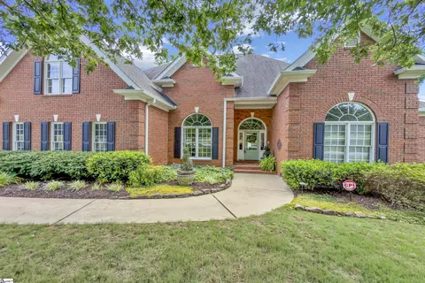 9 Beckworth Dr, Taylors, SC 29687