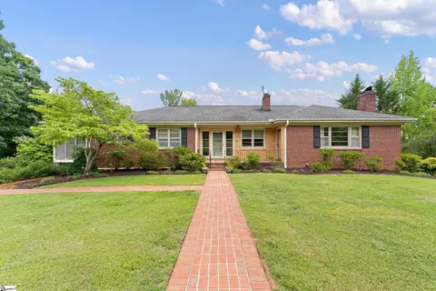 210 N Rockview Dr, Greenville, SC 29609