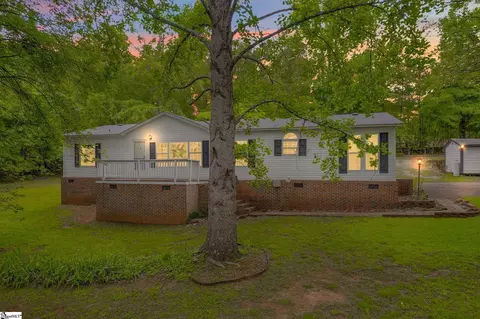 107 Lost Farm Rd, Liberty, SC 29657