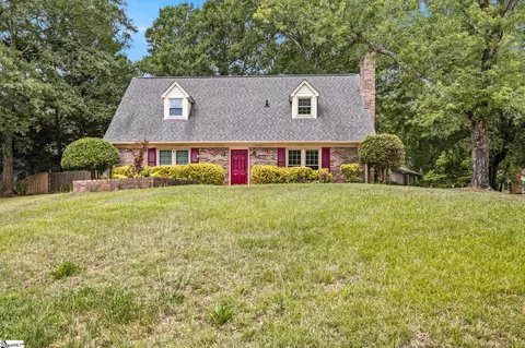 1 Bellamy Ct, Taylors, SC 29687