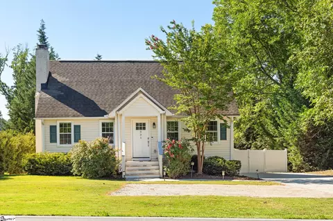 331 Hammett Bridge Rd, Greer, SC 29650