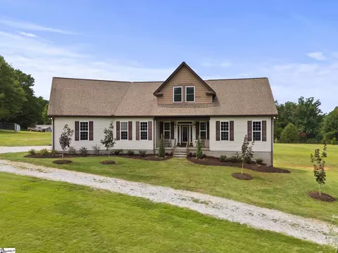 210 Rutledge Lake Rd, Greenville, SC 29617