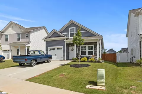 Exterior - 107 Brown Cir, Easley, SC 29642 photo 2 of 7