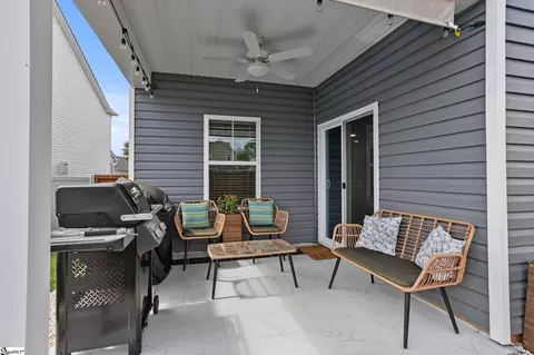 Exterior - 107 Brown Cir, Easley, SC 29642 photo 4 of 7