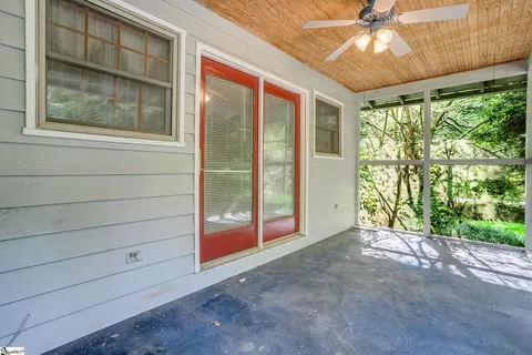 Exterior - 1004 Ridgeview Dr, Pendleton, SC 29670 photo 3 of 10