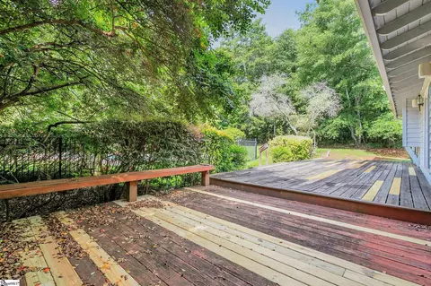Exterior - 1004 Ridgeview Dr, Pendleton, SC 29670 photo 5 of 10