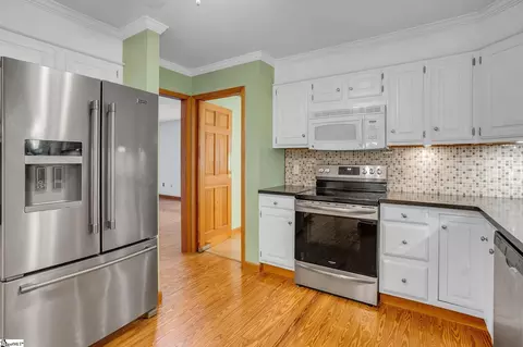Kitchen - 1004 Ridgeview Dr, Pendleton, SC 29670 photo 3 of 3
