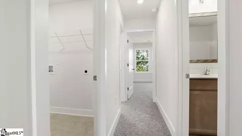 Entry Way - 610 Jules Ln, Moore, SC 29369 photo 6 of 8