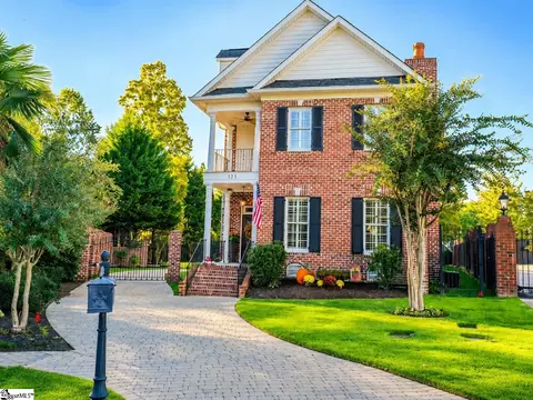 712 Lady Hillingdon Ct, Greer, SC 29650