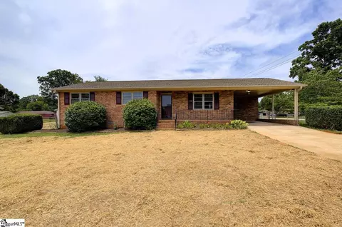 129 Venus St, Inman, SC 29349