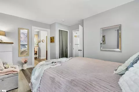 Bedroom - 301 S E St, Easley, SC 29640 photo 3 of 8