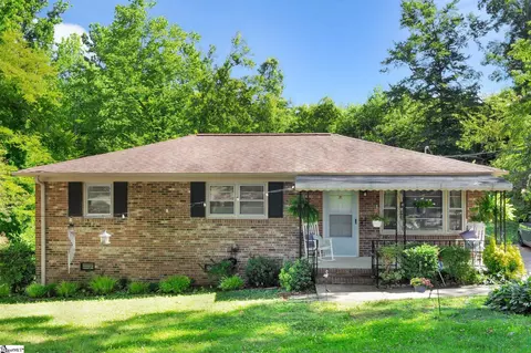 16 Theodore Cir, Greenville, SC 29611