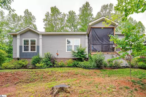 25 Valley Rd, Travelers Rest, SC 29690