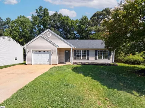347 Bright Wick Ct, Boiling Springs, SC 29316
