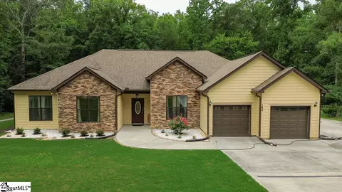 148 Williams Wood Dr, Prosperity, SC 29127