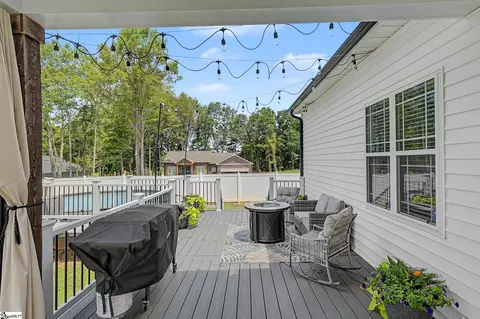 Exterior - 231 Addison Cir, Pelzer, SC 29669 photo 11 of 13