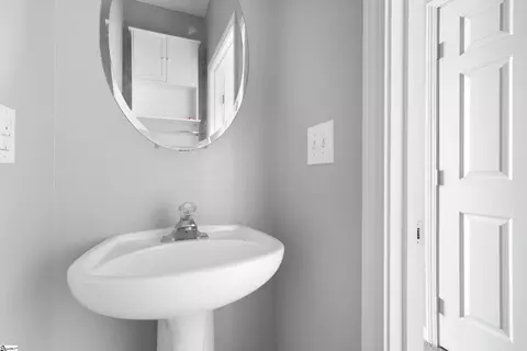 Bath - 77 Spring Crossing Cir, Greer, SC 29650 photo 2 of 2