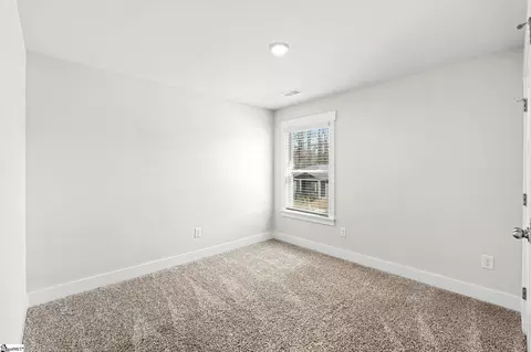 Bedroom - 569 Laxton Rd, Greer, SC 29651 photo 6 of 7