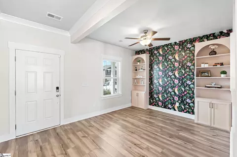 Entry Way - 569 Laxton Rd, Greer, SC 29651 photo 2 of 6