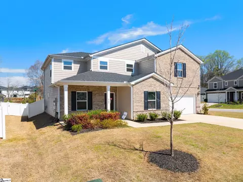 Exterior - 569 Laxton Rd, Greer, SC 29651 photo 2 of 7
