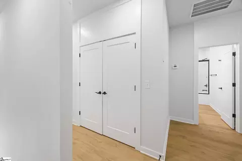 Entry Way - 128 Lyman Ave, Duncan, SC 29334 photo 5 of 7