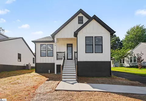 204 Liberty Dr, Easley, SC 29640