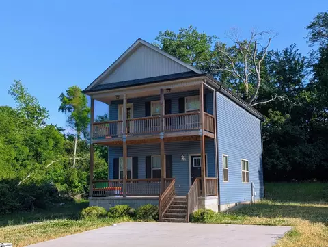114 Willow Rd, Greer, SC 29651