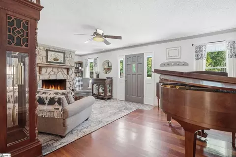 333 Flatrock Rd, Honea Path, SC 29654 photo 6