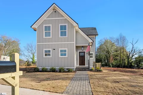 107 Potomac Ave, Greenville, SC 29605