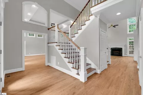 4 Fenwick Pl, Greer, SC 29650 photo 5