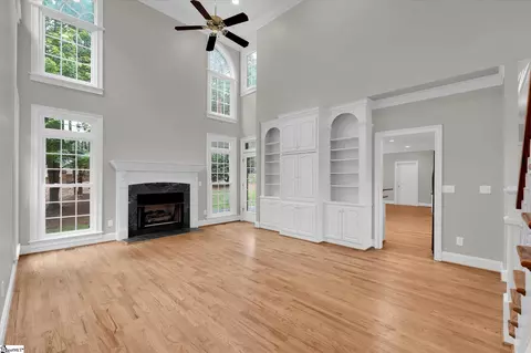 4 Fenwick Pl, Greer, SC 29650 photo 8
