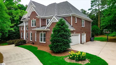 4 Fenwick Pl, Greer, SC 29650 photo 3