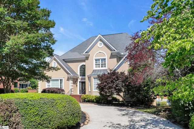 11 Country Squire Ct, Greenville, SC 29615