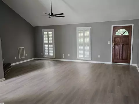 Living - 803 Dillard Rd, Greer, SC 29650 photo 3 of 5