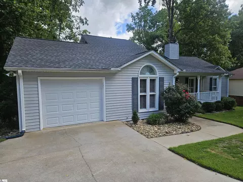 Exterior - 803 Dillard Rd, Greer, SC 29650 photo 7 of 8
