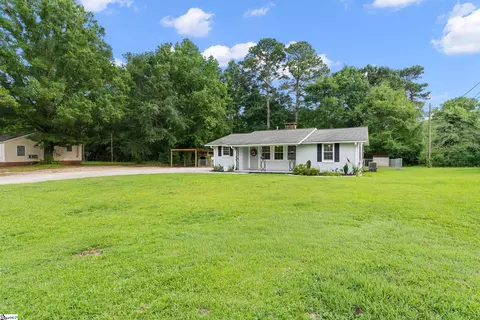 313 Lanham St, Greenwood, SC 29649